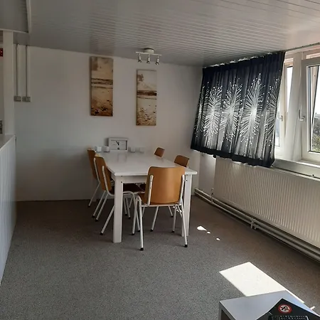 Appartementen Zandvoort דירה *